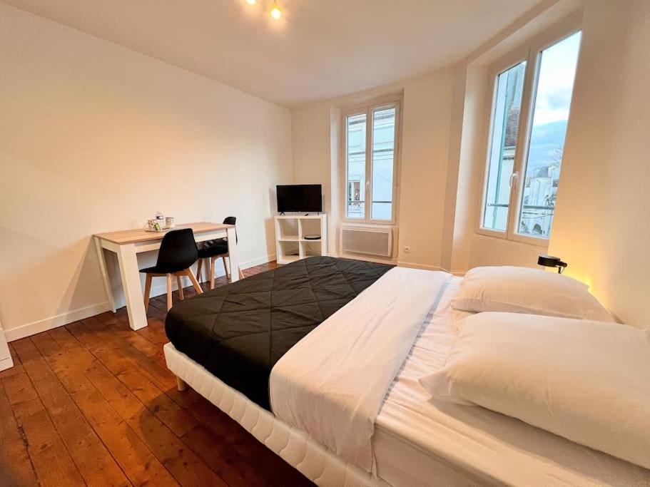 Appartement Maciet 2- Centre Ville Meaux-Gare-Disney Экстерьер фото
